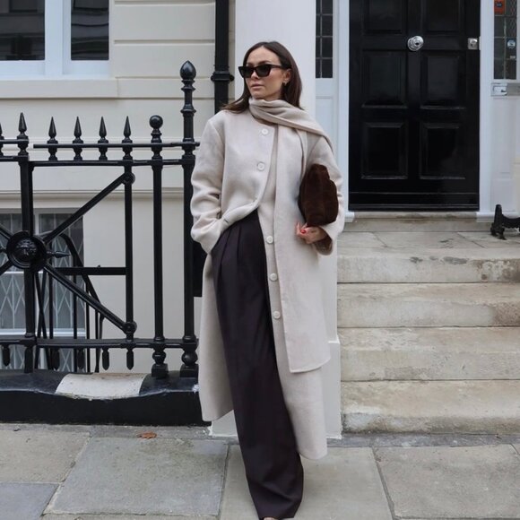 Asher Coat - Picture 2 of 9